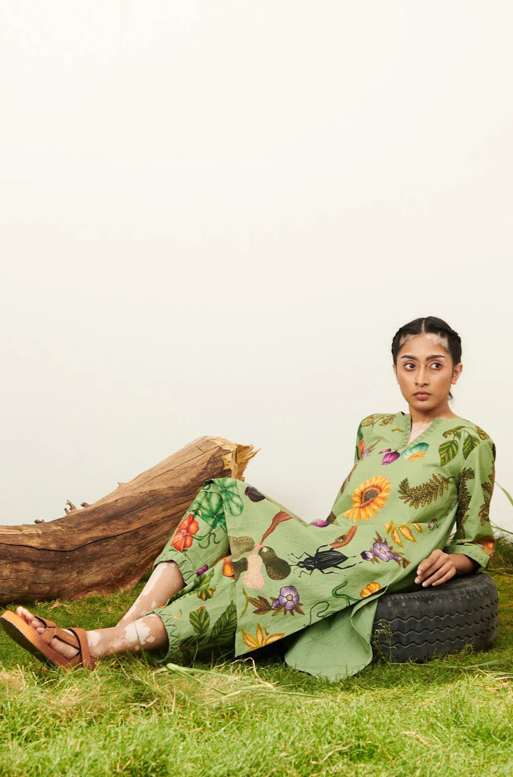 Green Grandma all over kurti set