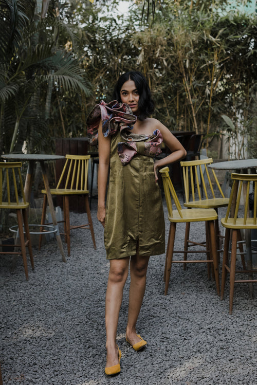 Aria Ruffles Dress